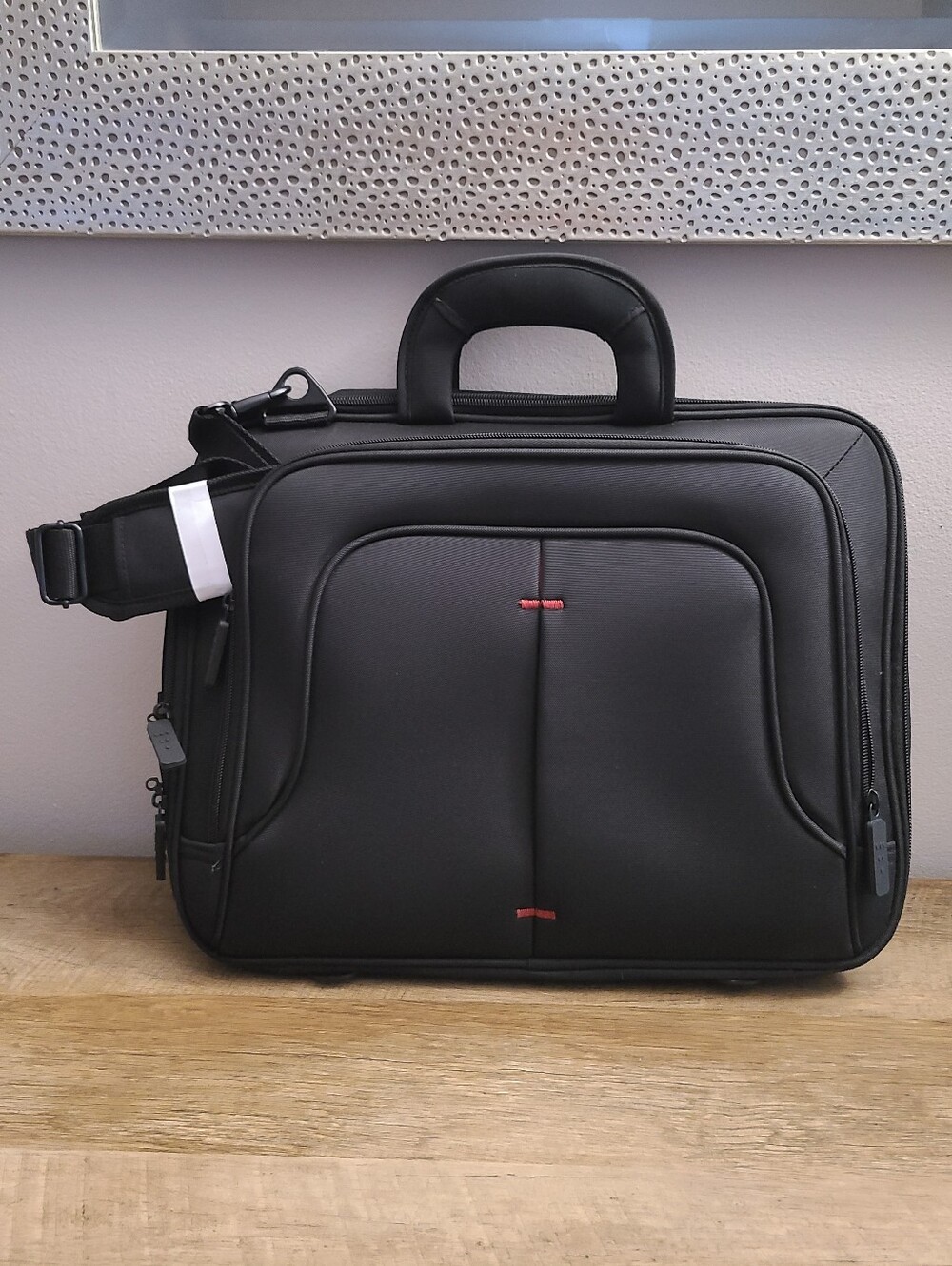 🌟NWOT🌟 ECO STYLE Tech Pro Top Load Checkpoint Friendly Case, Black Laptop Bag
